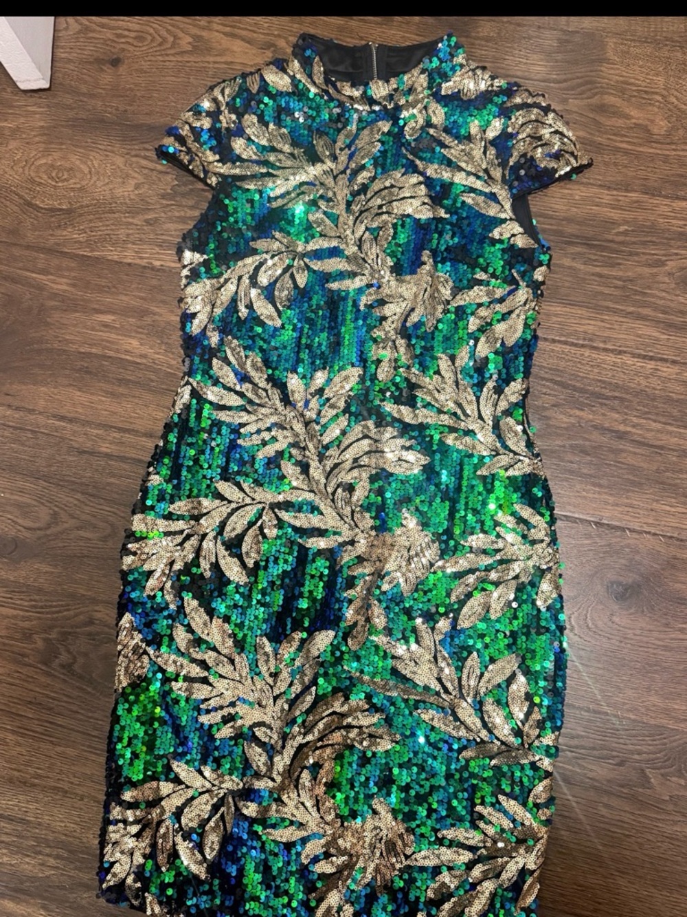 Women’s Green & Blue Sequin Leaf Sheath Dress bundle of dress